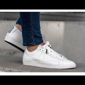 Nike NSW Blazer Low SE LUX AJ0866-100 White Leather Size UK 4.5 EU 38 US 7 - EUC